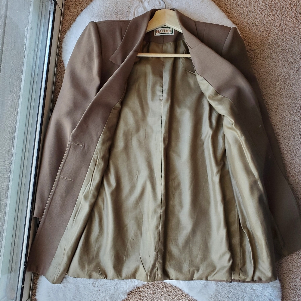 VTG Olive Blazer - Picture 2 of 5